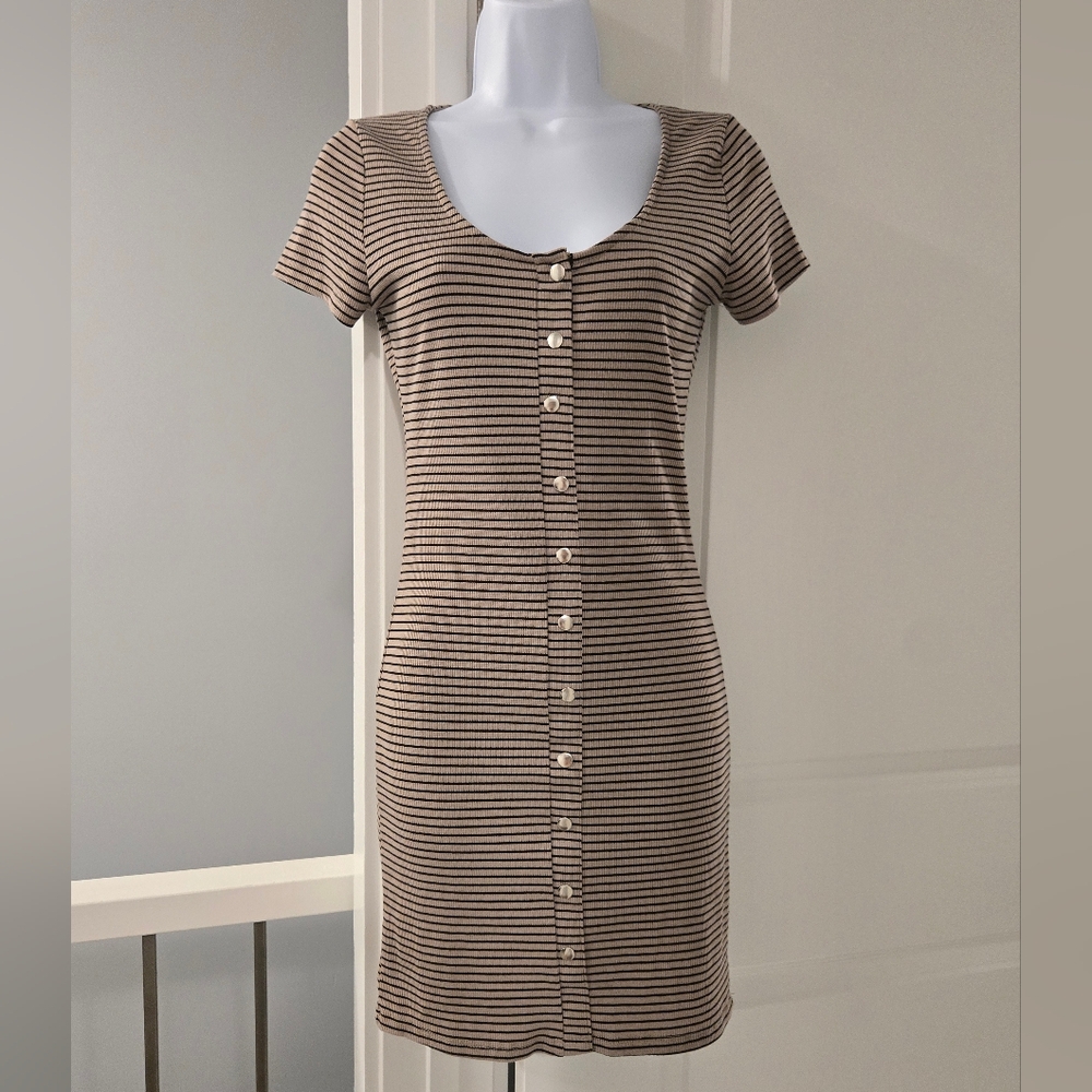 Heart Hips Stretchy Brown Striped Mini Dress. Size Small.